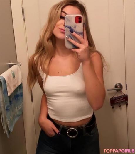 Bugurl nude leaked OnlyFans pic