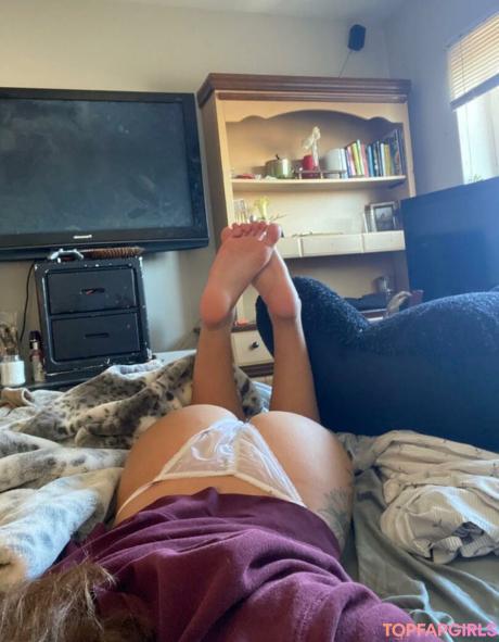 Moonalooona nude leaked OnlyFans pic