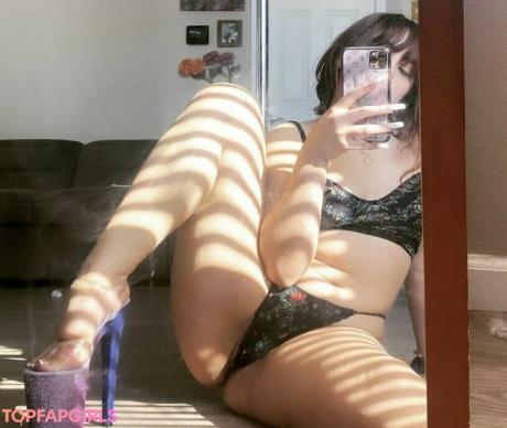 TheSecretlifeofviolet nude leaked OnlyFans pic
