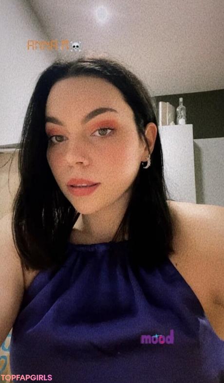 Anna nude leaked OnlyFans pic