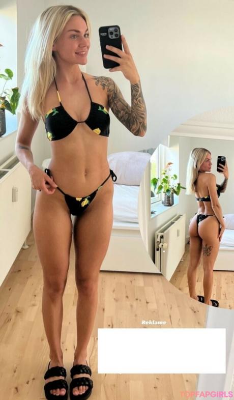 Emilie nude leaked OnlyFans pic