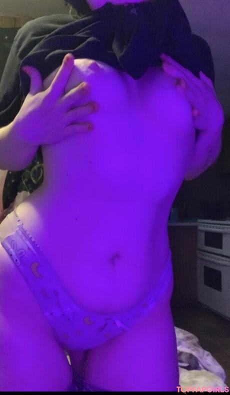 Spoiledxobrat nude leaked OnlyFans pic