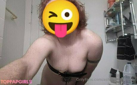 Ashmeanything3 nude leaked OnlyFans pic