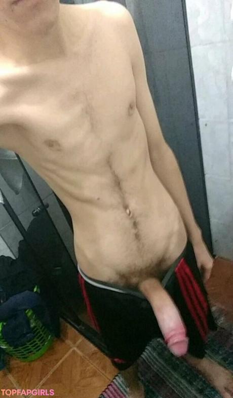 Rnt23cm nude leaked OnlyFans pic
