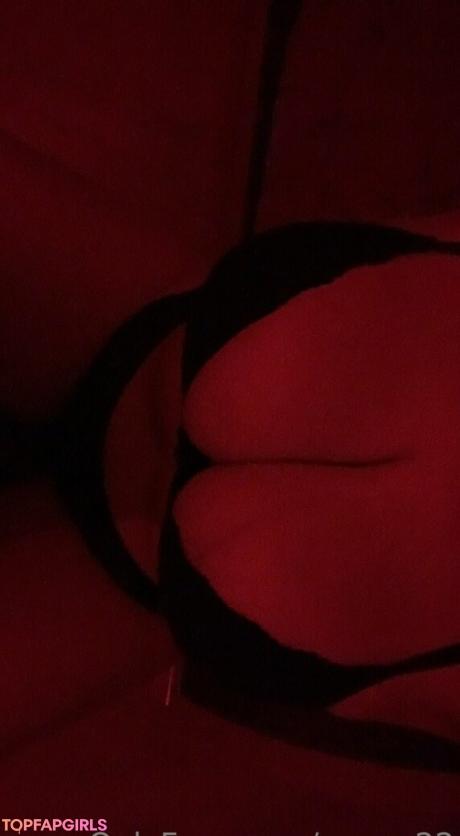 Zarra_22 nude leaked OnlyFans pic