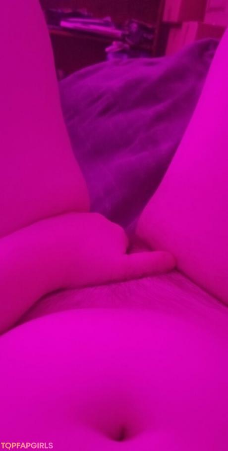 Kiragreen nude leaked OnlyFans pic
