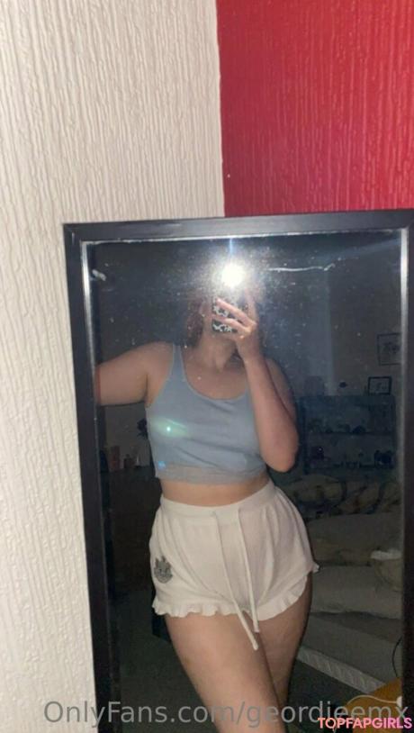 Geordieemx nude leaked OnlyFans pic