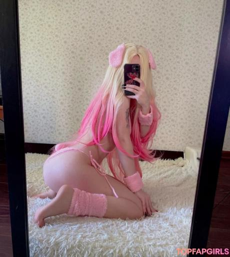 Lyraleiq nude leaked OnlyFans pic