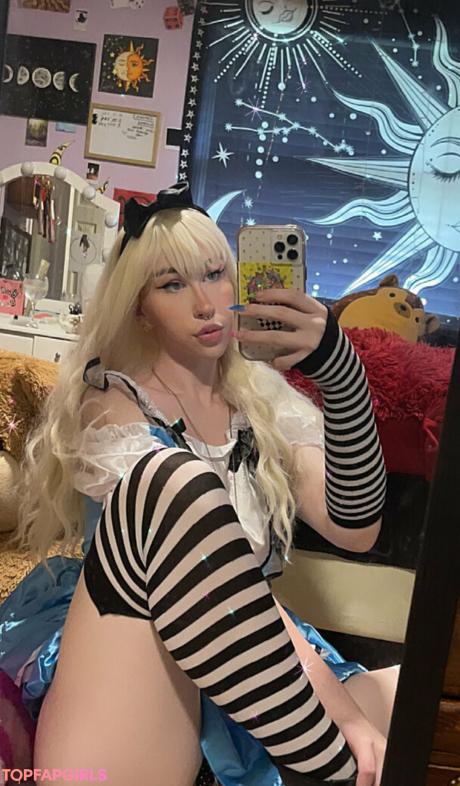 Ur_dads_favv nude leaked OnlyFans pic