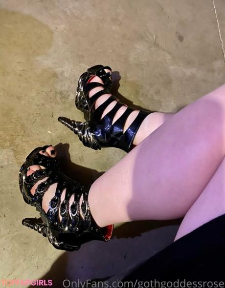 Gothgoddessrose nude leaked OnlyFans pic