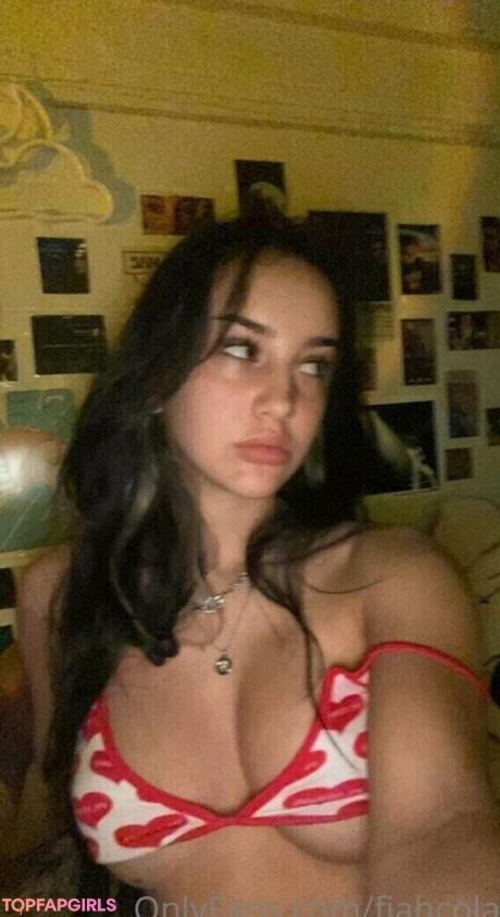 Sofia nude leaked OnlyFans pic
