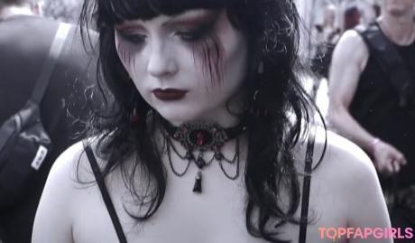 Kawaiibatfangz nude leaked OnlyFans pic