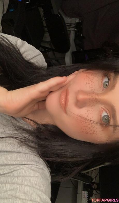 Lewdkumi nude leaked OnlyFans pic