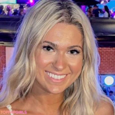 Alyssa nude leaked OnlyFans pic