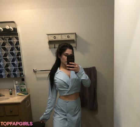 Cassidy17 nude leaked OnlyFans pic