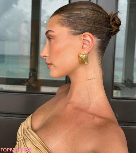 Hailey nude leaked OnlyFans pic