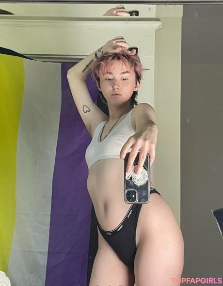 Mar.lotov nude leaked OnlyFans pic