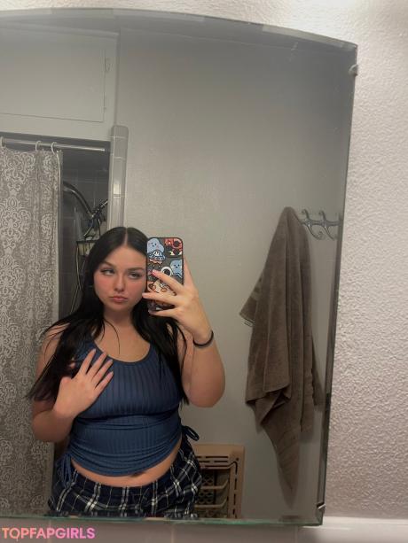 Cherrybae nude leaked OnlyFans pic