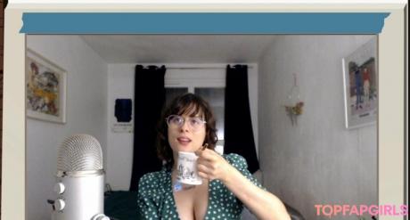 Aude nude leaked OnlyFans pic