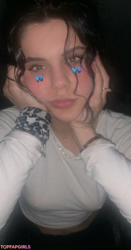 Tinababbbyyyy nude leaked OnlyFans pic