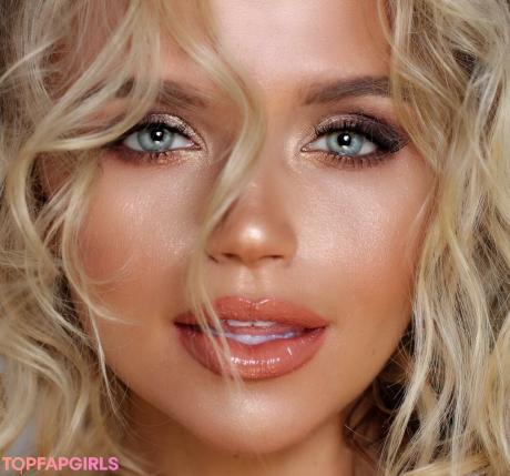 Veronika nude leaked OnlyFans pic