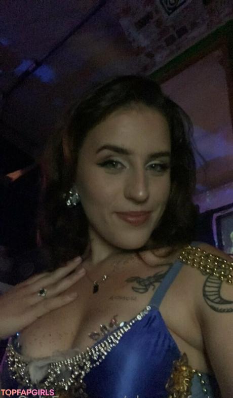 Phoenixfortay nude leaked OnlyFans pic