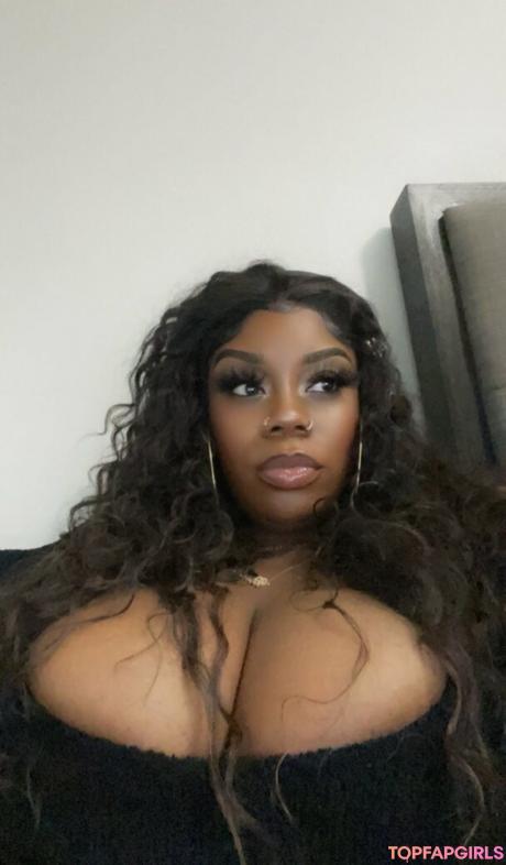 ILookLikeBaae nude leaked OnlyFans pic