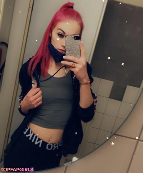 Gina_gzuz nude leaked OnlyFans pic